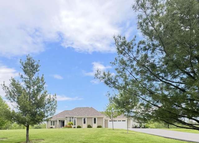 Property at 6451 E River Rd, Racine, WI 53402, 3 beds, 2 baths