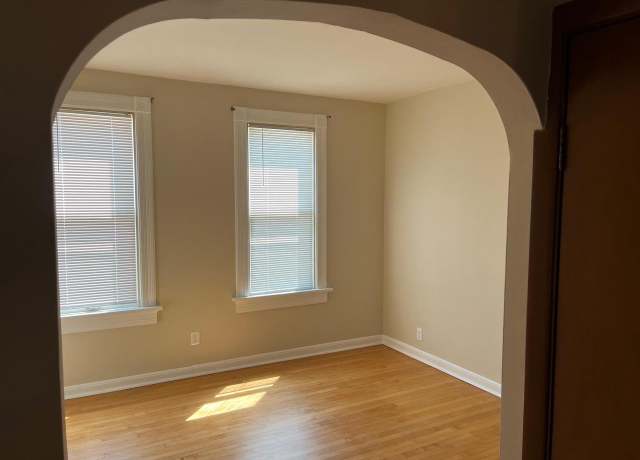 Property at 2253 S 10th Pl, Milwaukee, WI 53215, 3 beds, 1 bath