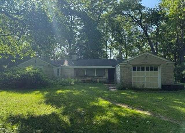 Property at 5686 N River Forest Dr, Glendale, WI 53209, 2 beds, 1 bath