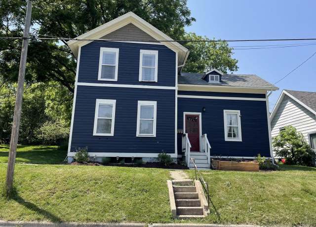 Property at 510 N 8th St, Watertown, WI 53094, 4 beds, 1 bath