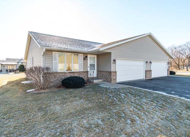 Property at 1004 Whispering Winds Pl, Onalaska, WI 54650, 3 beds, 2 baths