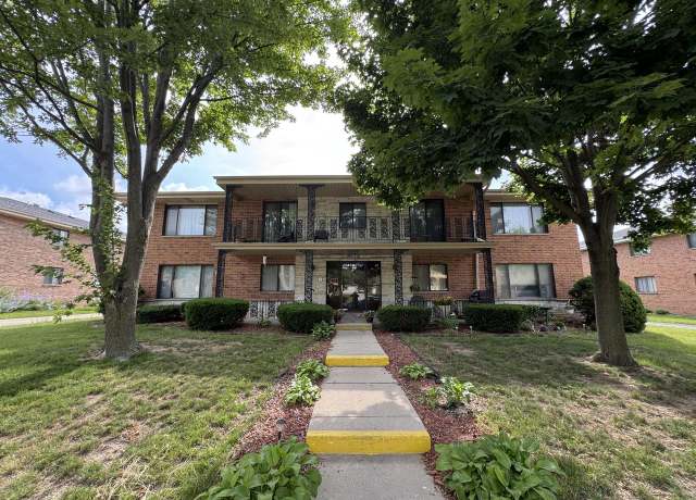 Property at 4236 N 104th St #4, Milwaukee, WI 53222, 2 beds, 1.5 baths