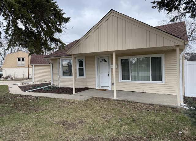 Property at 7127 W Forest Home Ave, Greenfield, WI 53220, 3 beds, 2 baths