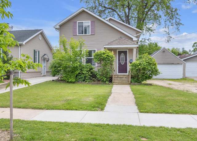 Property at 286 Ledgeview Ave, Fond Du Lac, WI 54935, 2 beds, 1.5 baths