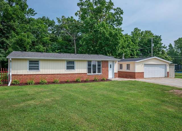 Property at 10016 Duane Ct, Caledonia, WI 53108, 3 beds, 1 bath