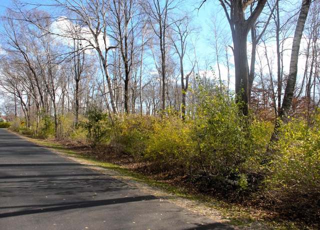Property at 336 Deepwood Dr, Wind Point, WI 53402