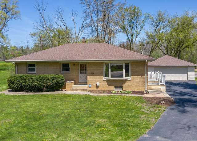 Property at 18450 W College Ave, New Berlin, WI 53146, 3 beds, 1 bath