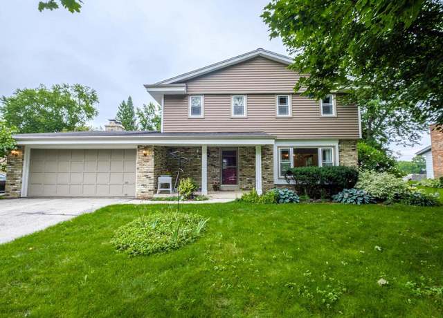 Property at 2410 Talbots Ln, Brookfield, WI 53045, 4 beds, 2.5 baths