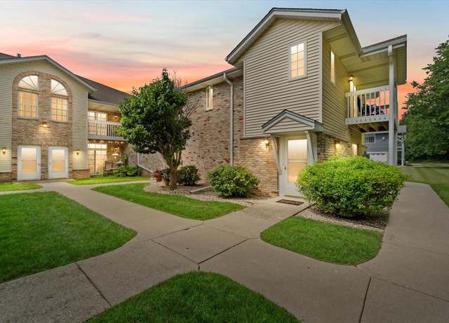 Property at 330 W Aspen Dr #12, Oak Creek, WI 53154, 1 bed, 1 bath
