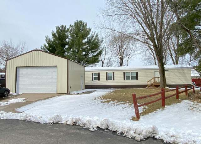 Property at 35 Buckingham Ln, Holmen, WI 54636, 2 beds, 2 baths