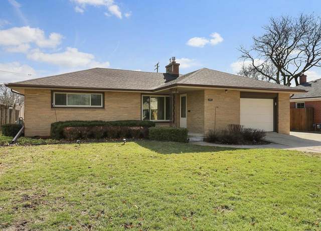 Property at 733 Indiana St, Racine, WI 53405, 2 beds, 2 baths