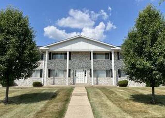 Property at 10416 W Whitnall Edge Ct #102, Franklin, WI 53132, 2 beds, 2 baths