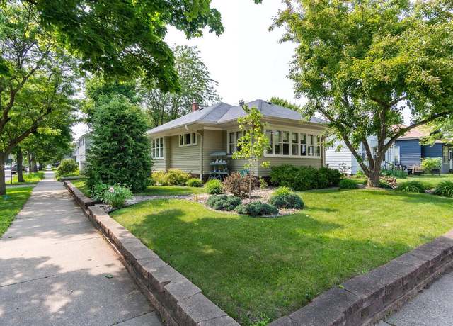 Property at 1524 West Avenue South Ave, La Crosse, WI 54601, 2 beds, 2 baths