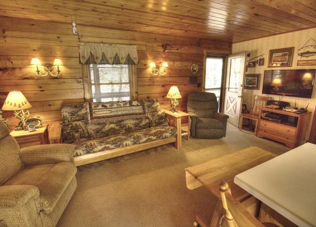 Property at N16180 Deerfield Dr, Nekoosa, WI 54457, 2 beds, 1 bath