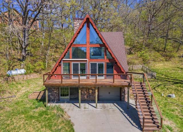 Property at W5685 Koss Rd, Onalaska, WI 54650, 4 beds, 2.5 baths
