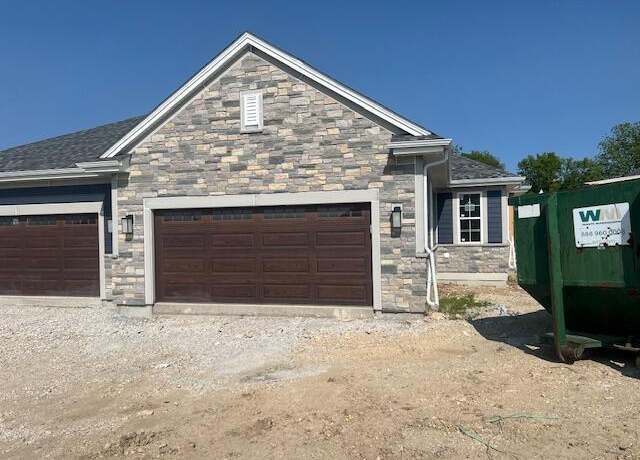 Property at 2125 Bluestem Dr #0102, Waukesha, WI 53189, 2 beds, 2 baths