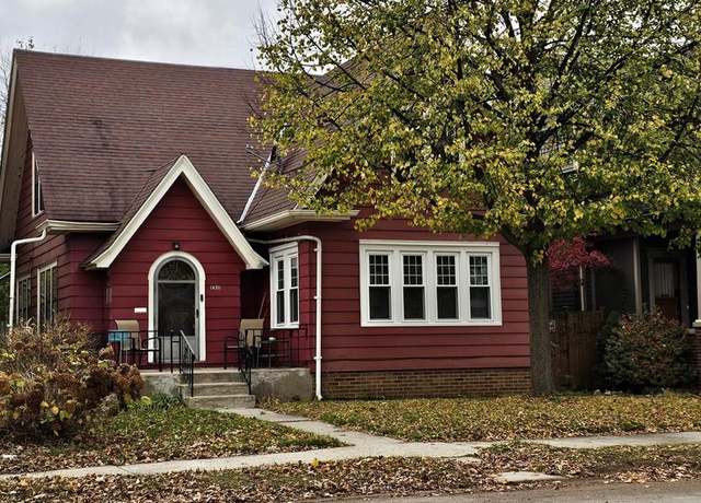 Property at 1420 Park Ave, Racine, WI 53403, 4 beds, 2 baths