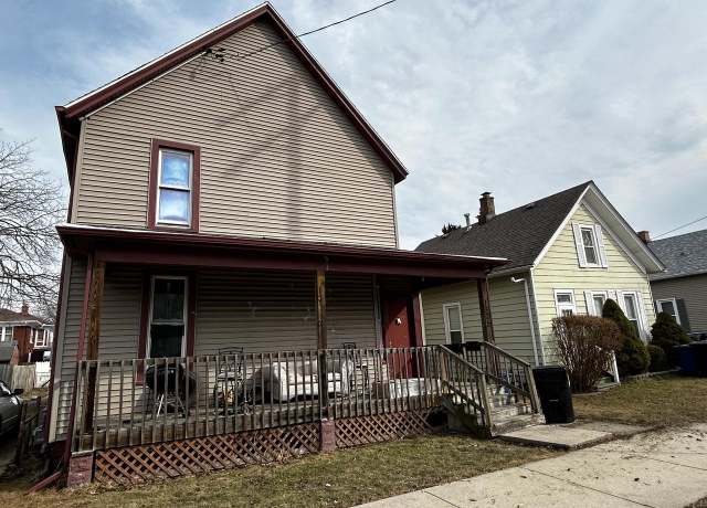 Property at 1325 Buchanan St, Racine, WI 53402, 6 beds, 2 baths