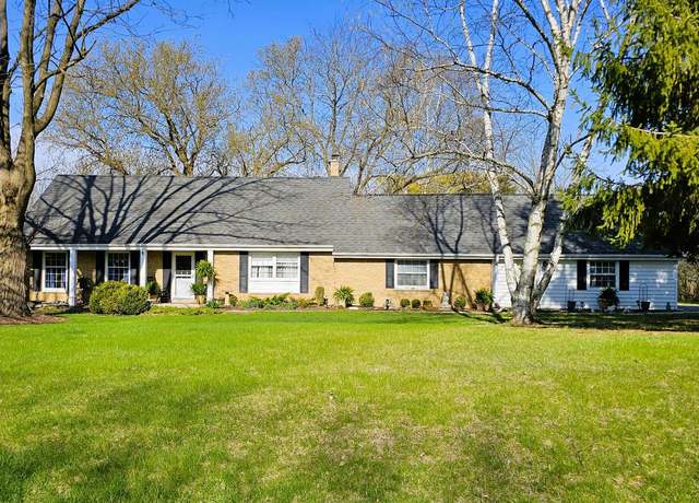 Property at W271N2033 Fieldhack Dr, Pewaukee, WI 53072, 4 beds, 2.5 baths