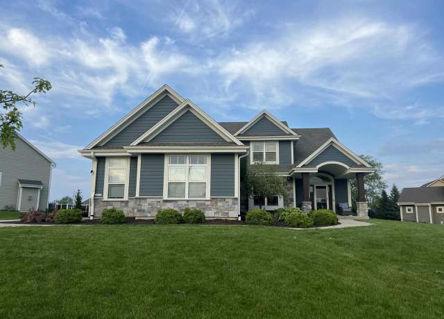 Property at 10210 S Kendrick Dr, Oak Creek, WI 53154, 5 beds, 3.5 baths