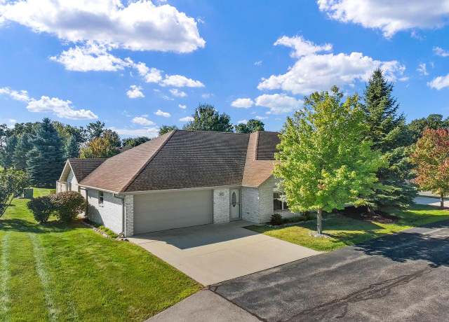 Property at 807 Ryan Ln, Elkhorn, WI 53121, 3 beds, 2 baths