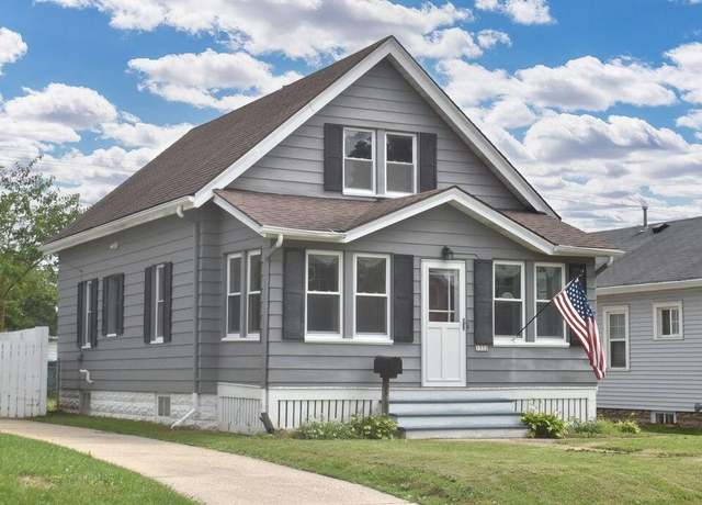 Property at 1332 S 86th St, West Allis, WI 53214, 3 beds, 1 bath