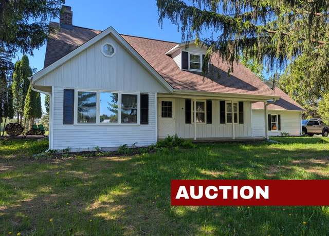 Property at N79W33915 Petersen Rd, Oconomowoc, WI 53066, 3 beds, 3 baths