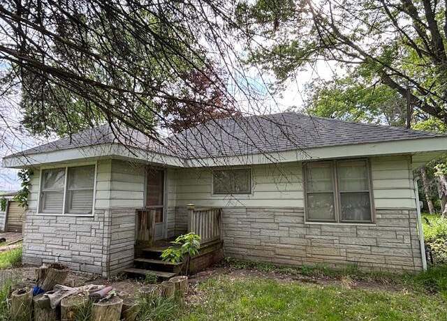 Property at N3191 Vine Rd, Lake Geneva, WI 53147, 2 beds, 1 bath