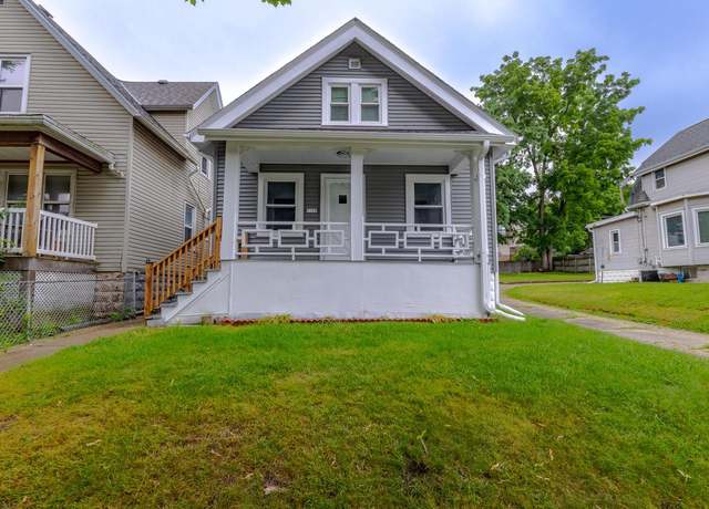Property at 1129 S 63rd St, West Allis, WI 53214, 3 beds, 1 bath