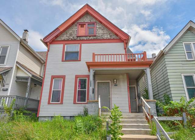 Property at 2220 N Holton St #2222, Milwaukee, WI 53212, 6 beds, 2 baths