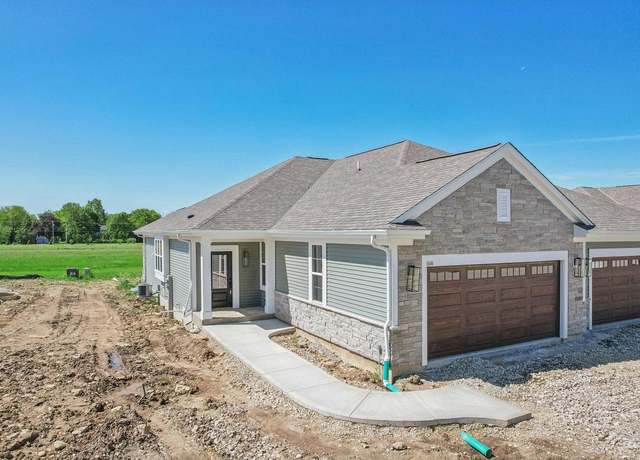 Property at 506 Hickory Hollow Rd #0201, Waterford, WI 53185, 2 beds, 2 baths