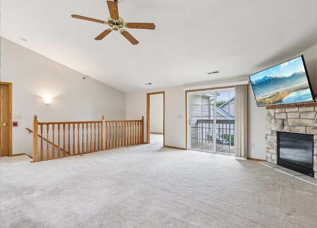 Property at 1040 River Place Blvd #4, Waukesha, WI 53189, 3 beds, 2 baths