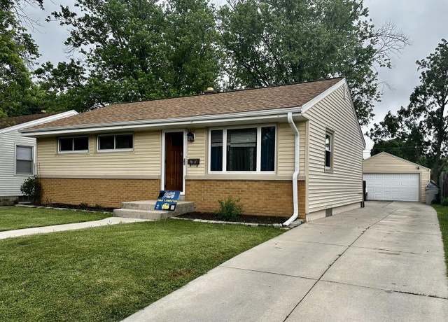 Property at 3662 S 81st St, Milwaukee, WI 53220, 3 beds, 1.5 baths