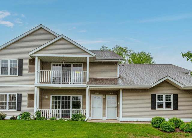 Property at 1787 White Pine Ct Unit C, Grafton, WI 53024, 2 beds, 2 baths