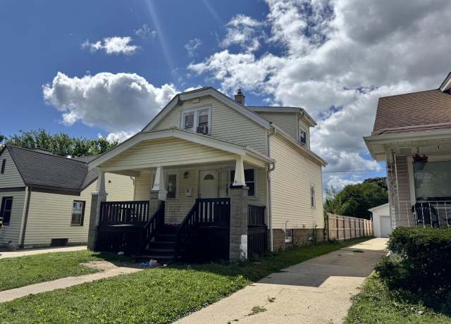 Property at 3035 N 73rd St, Milwaukee, WI 53210, 3 beds, 1 bath