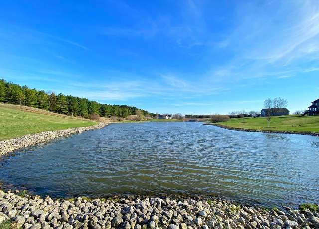 Property at Lt10 Silveridge Dr Unit Blk5, Manitowoc, WI 54220