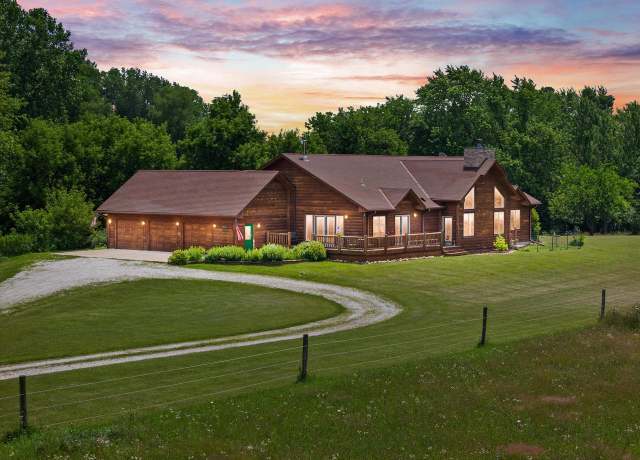 Property at S36W30613 Dendon Ct, Waukesha, WI 53189, 3 beds, 2.5 baths