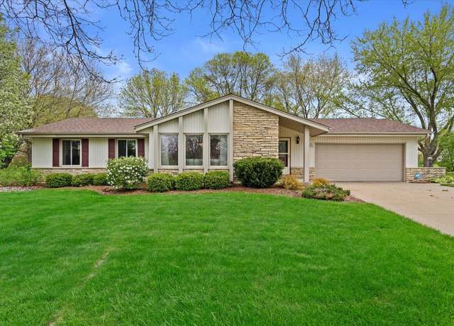 Property at W171N10522 Harvest Ln, Germantown, WI 53022, 3 beds, 1.5 baths