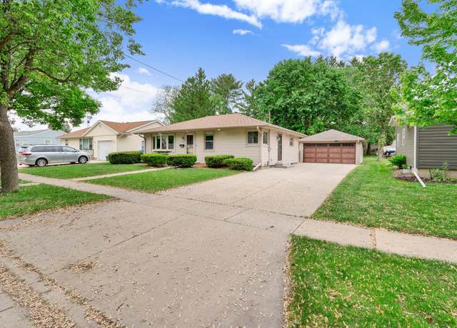 Property at 1317 Neenah St, Watertown, WI 53094, 3 beds, 2 baths