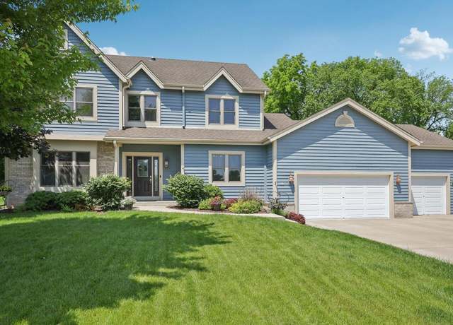 Property at 3915 S Waterbury Ct, New Berlin, WI 53151, 4 beds, 2.5 baths