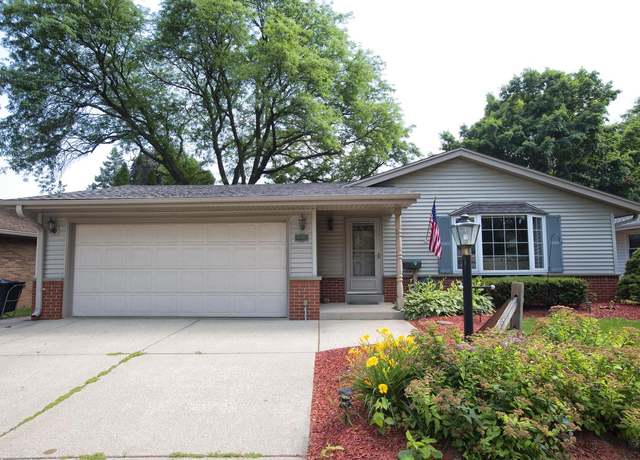Property at 8703 W Eckel Ln, Milwaukee, WI 53227, 4 beds, 2.5 baths