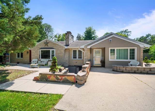 Property at 10943 W Appleton Ave, Milwaukee, WI 53225, 3 beds, 2 baths