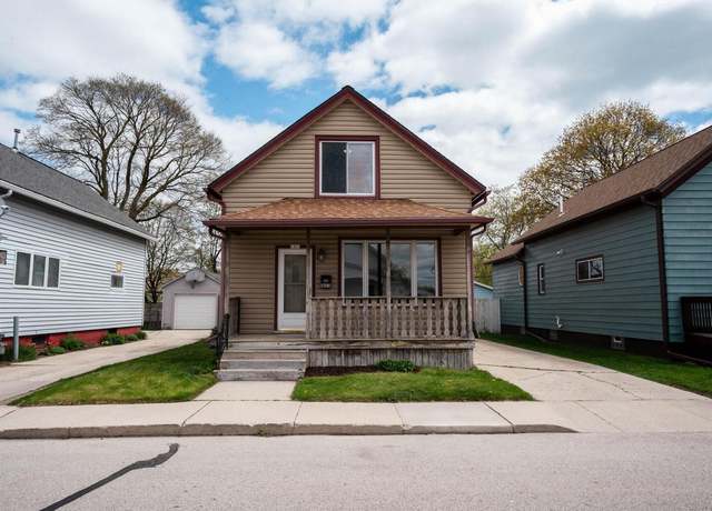 Property at 1803 S 13th St, Sheboygan, WI 53081, 3 beds, 2 baths