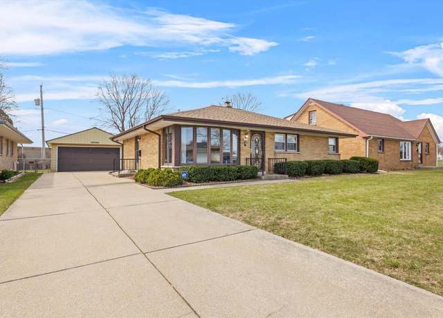 Property at 1719 W Bottsford Ave, Milwaukee, WI 53221, 3 beds, 1 bath