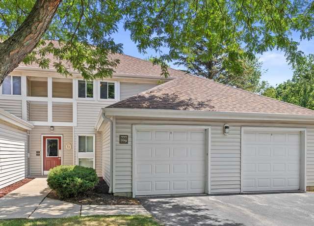 Property at 777 W Puetz Rd, Oak Creek, WI 53154, 2 beds, 2 baths