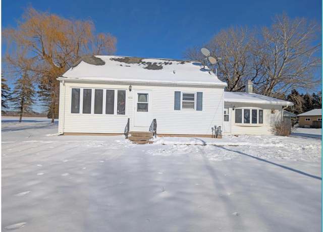 Property at 4552 Shawano Ave, Howard, WI 54313, 4 beds, 2 baths
