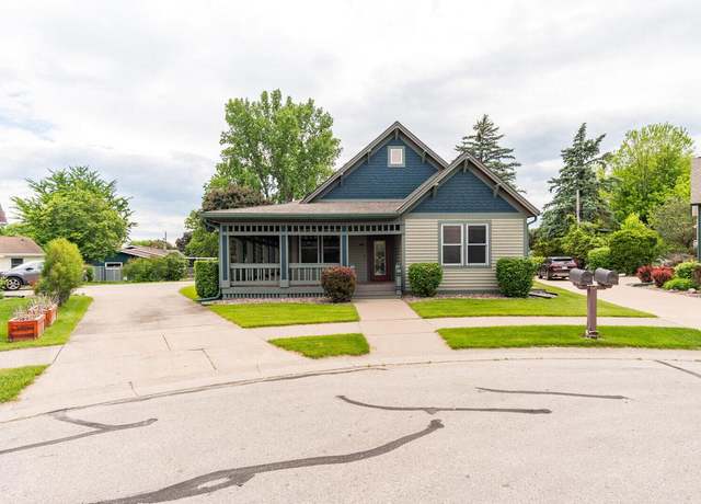 Property at 3104 Macharley Ln, La Crosse, WI 54601, 4 beds, 2.5 baths