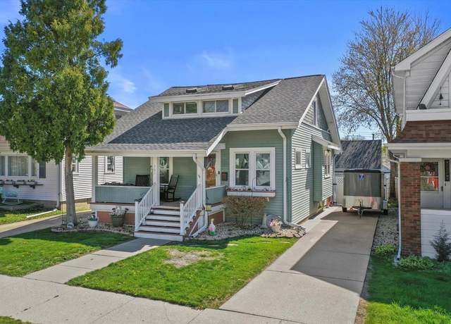 Property at 731 Monroe Ave, Racine, WI 53405, 4 beds, 1.5 baths