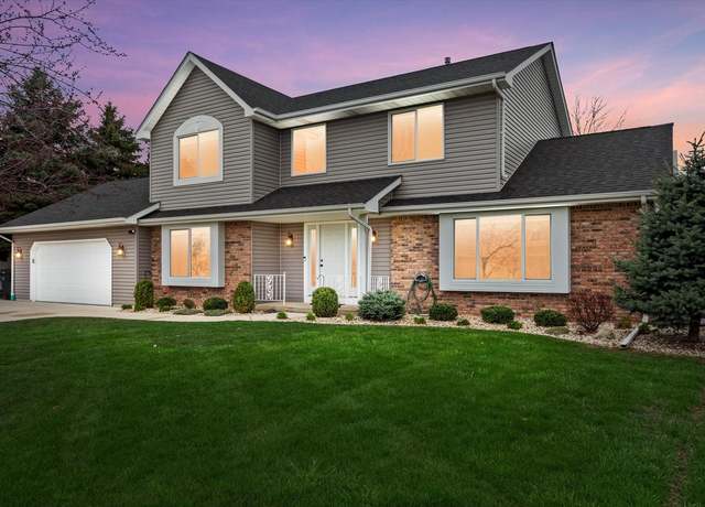 Property at 2724 Chapel Ln, Racine, WI 53406, 4 beds, 3.5 baths