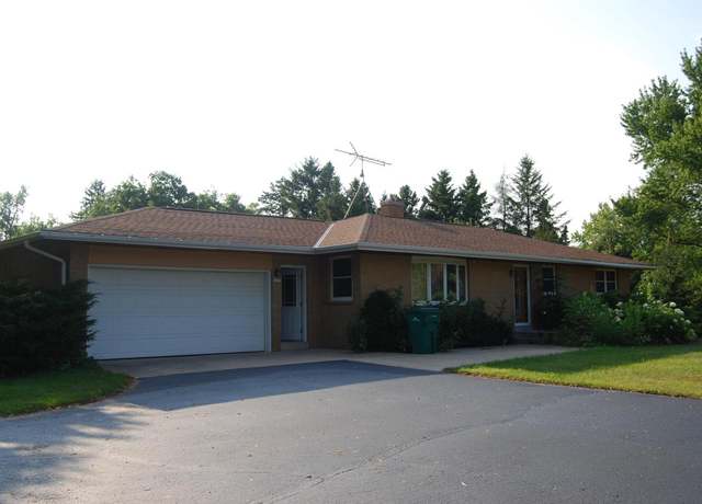 Property at 3207 County Rd W, Port Washington, WI 53074, 3 beds, 2 baths
